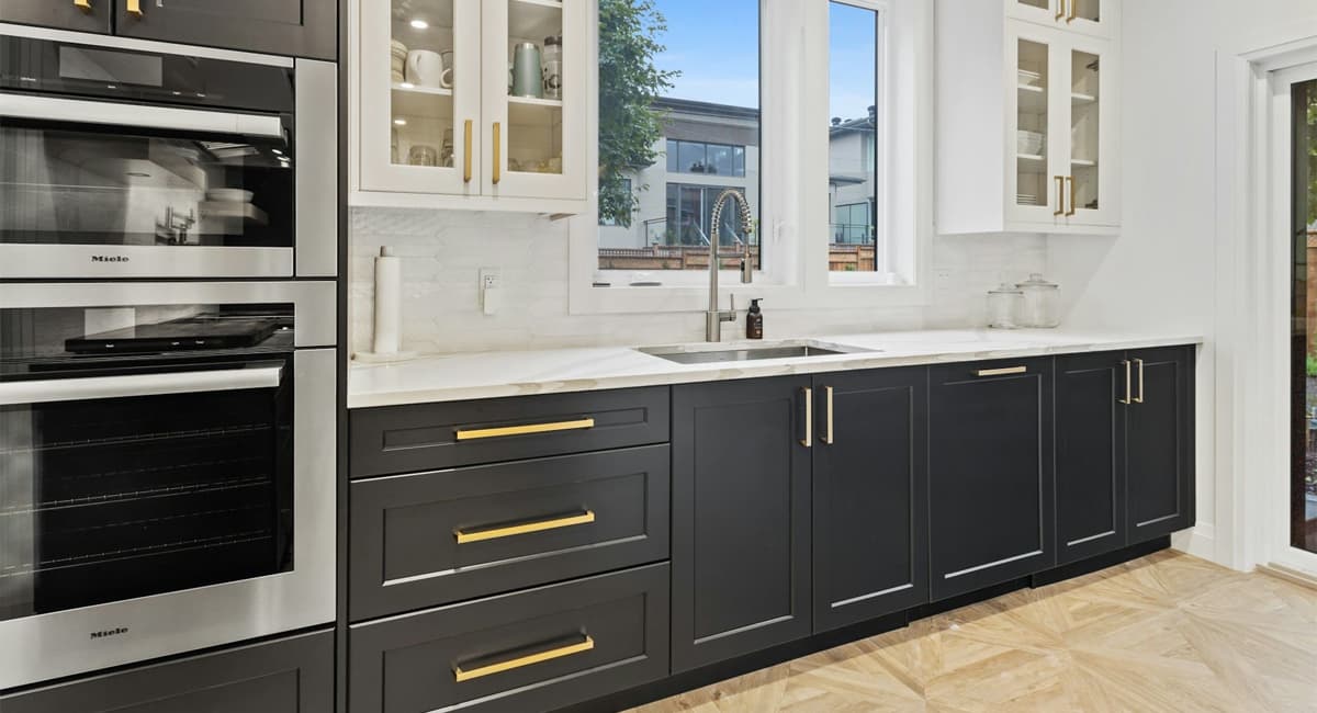 Before and After Cabinet Refinishing