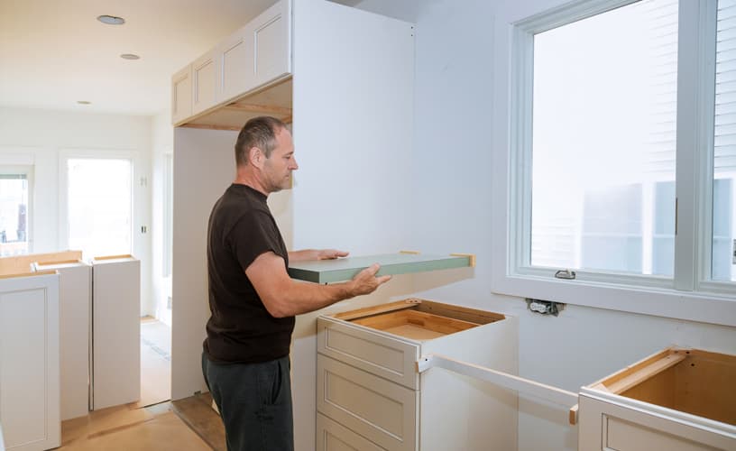 5 Signs Your Kitchen Cabinets Need Professional Restoration